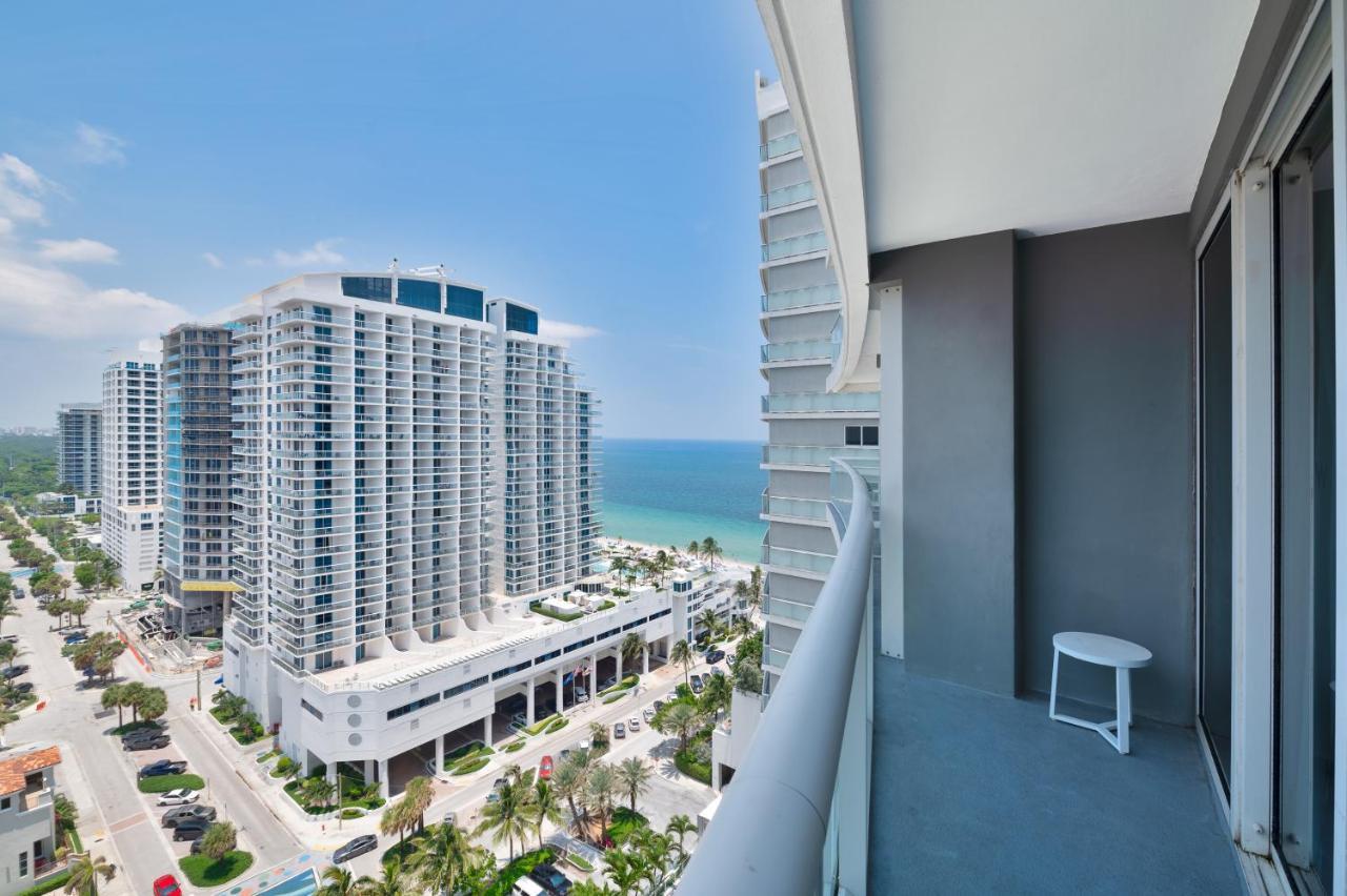 W Residences Fort Lauderdale Luxury Suites Across From Fort Lauderdale Beach Exterior photo